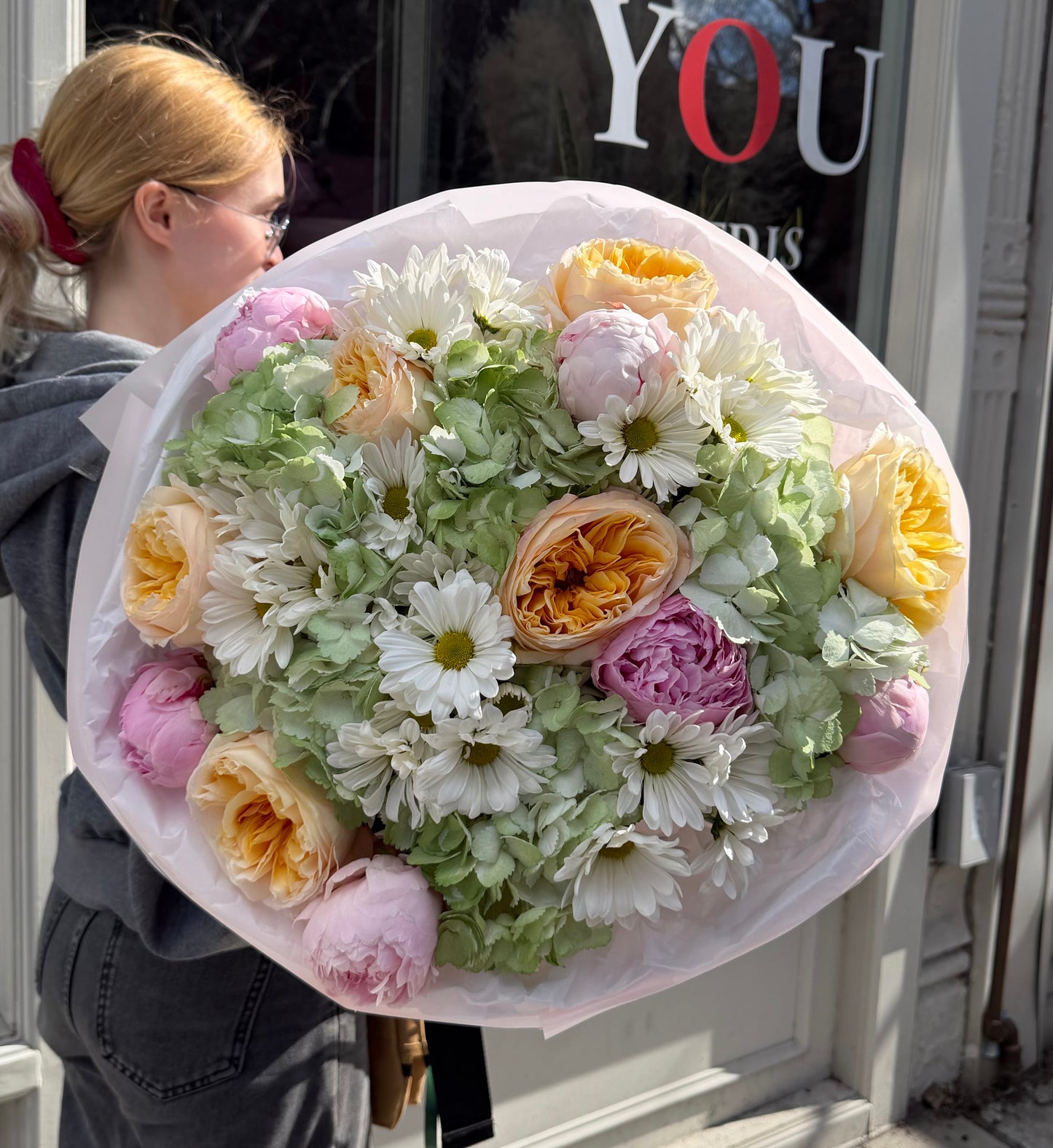 “Secret Garden” Bouquet (Peonies, Green Hydrangeas, Daisy, Cream Garden Roses)
