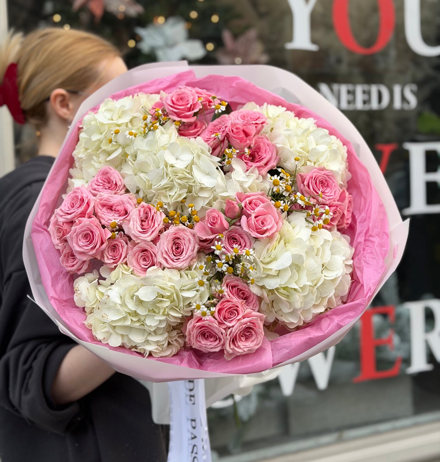 “Sweet Candy” Bouquet (chamomiles, spray roses, hydrangeas)