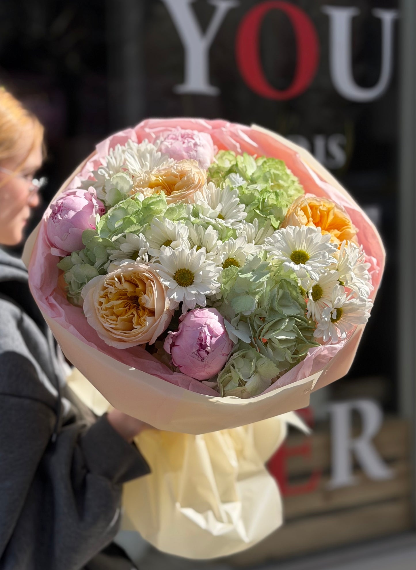 “Secret Garden” Bouquet (Peonies, Green Hydrangeas, Daisy, Cream Garden Roses)