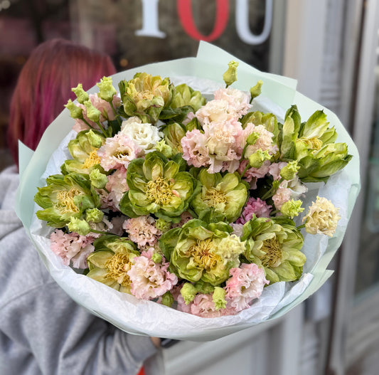 “Verdant Pink” Bouquet (Veggie Roses, Lisianthus)