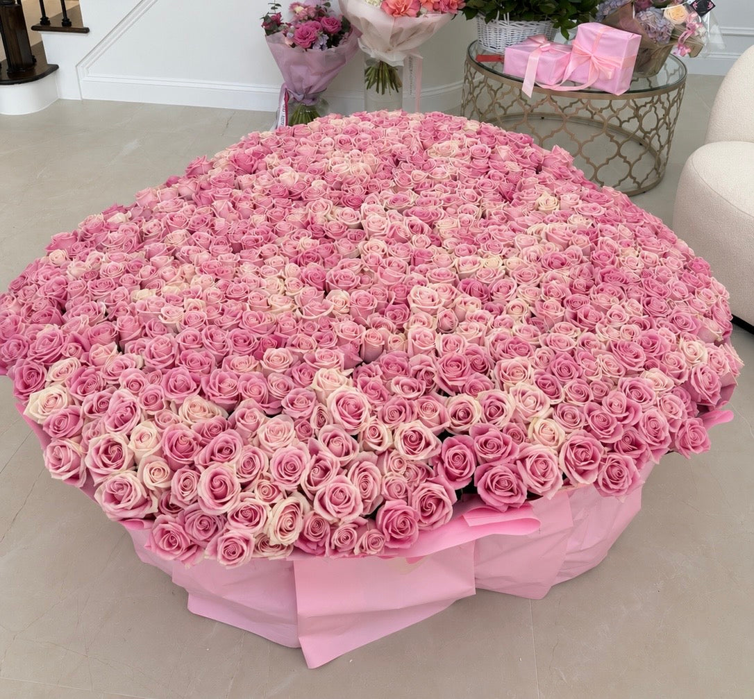 Basket of 750 roses
