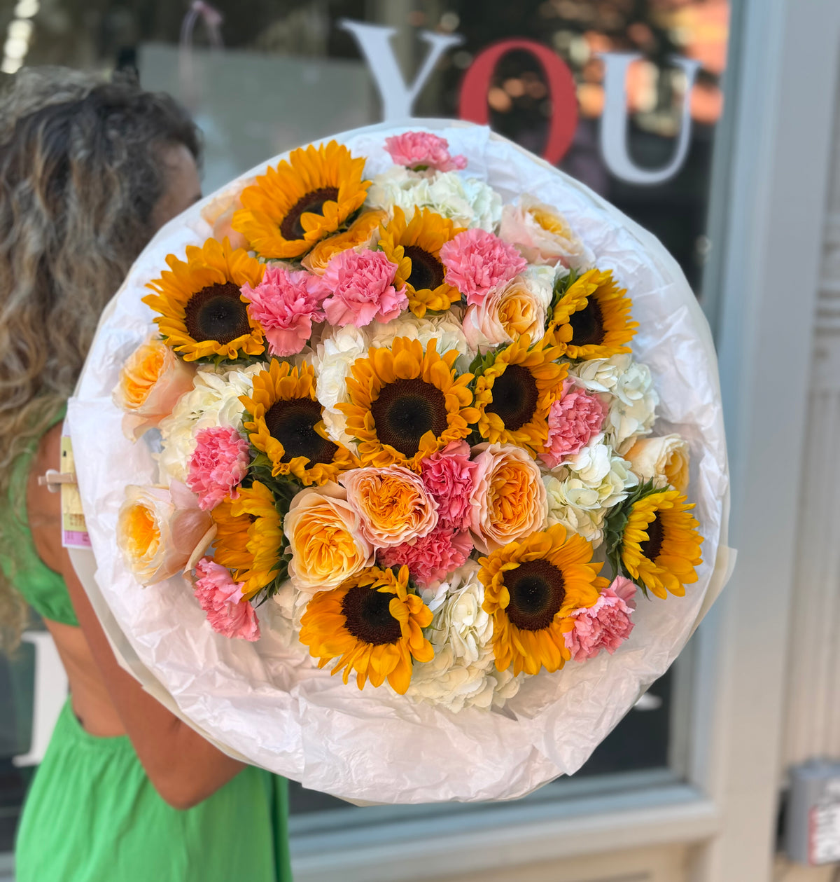 “Suncore” Bouquet (Hydrangeas, Carnations, Sunflowers, Kings Cross Roses)