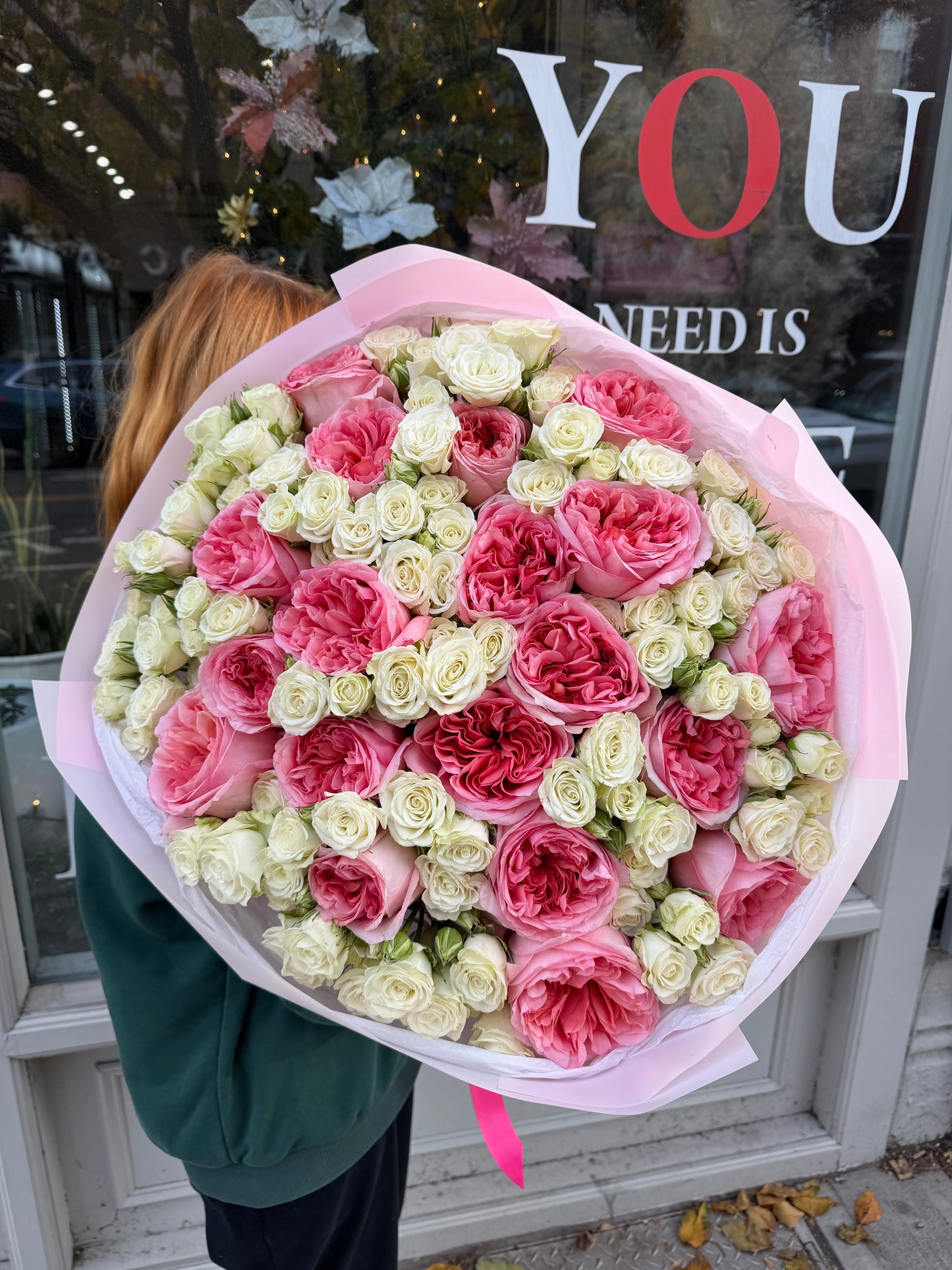 “Deep Feeling” Bouquet (Pink Expression Garden Roses, Spray Roses)