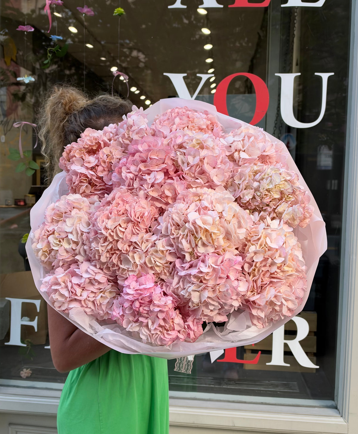 Mono Hydrangeas Bouquet