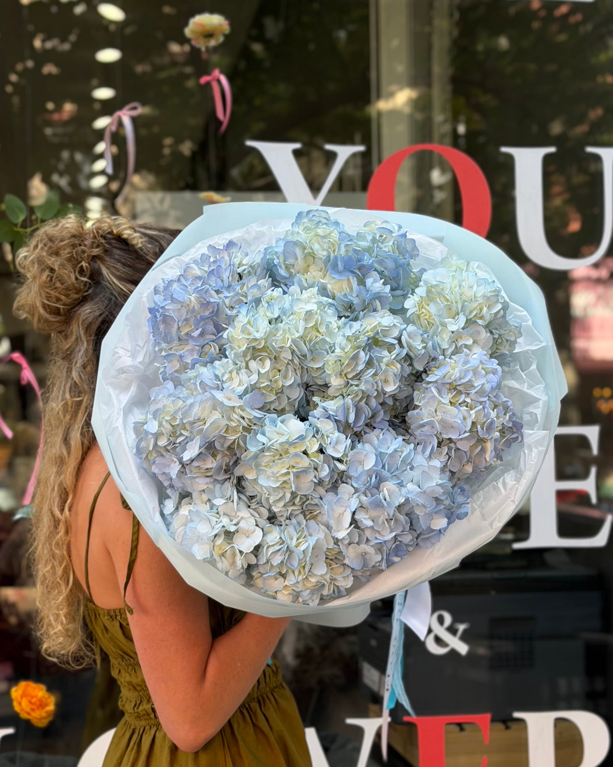 Mono Hydrangeas Bouquet