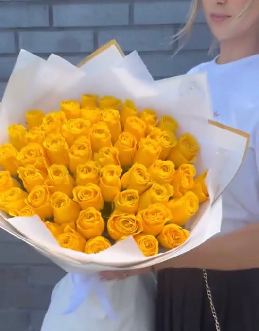 Yellow Long Stem Roses