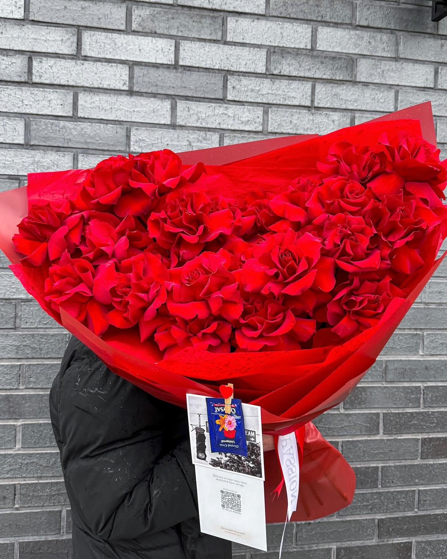 "Explorer" Bouquet (red French roses)