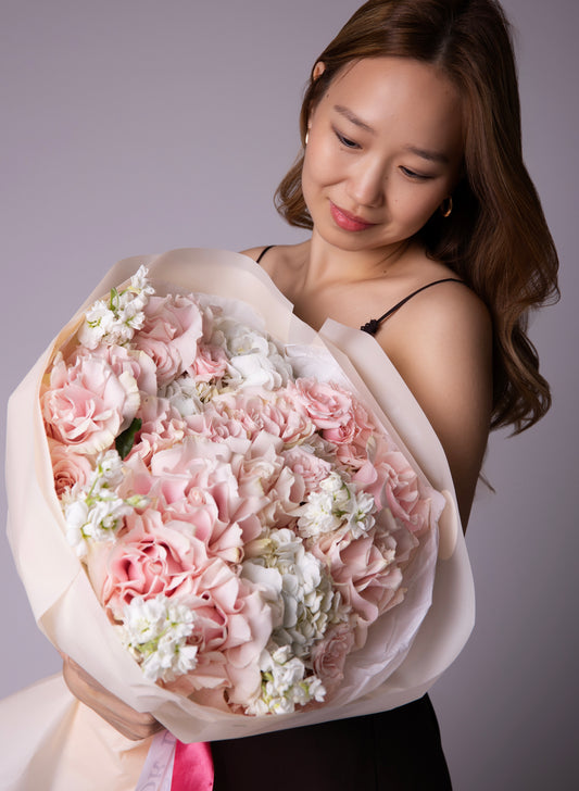 "Tenderness Feelings" Bouquet (French Roses, Spray Roses, Hydrangeas, Stocks)