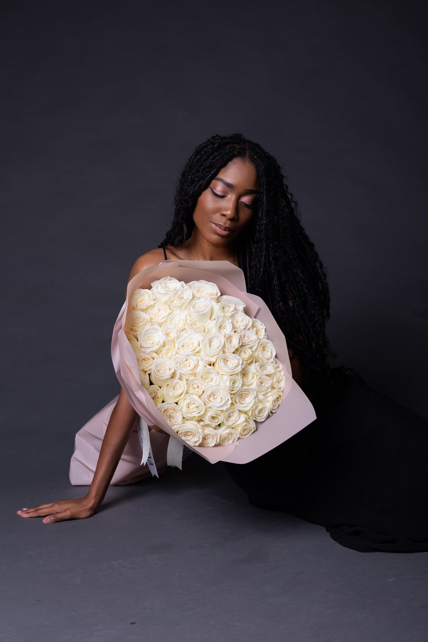 Premium White Roses